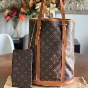 Louis Vuitton Bucket Gm
